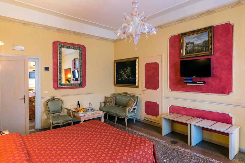 Antica Residenza D'Azeglio Room&Breakfast Di Charme — Photos 3